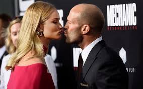 ジェイソンステイサムの嫁ロージー・ハンティントン=ホワイトリーとの馴れ初めと子供!歴代の彼女について!
