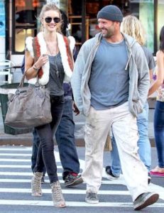 ジェイソンステイサムの嫁ロージー・ハンティントン=ホワイトリーとの馴れ初めと子供!歴代の彼女について!